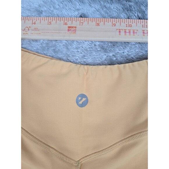 Yoga Workout Capri Pants Women Small Yellow 3 Pocket Compression Fit Knee Length - Picture 3 of 7